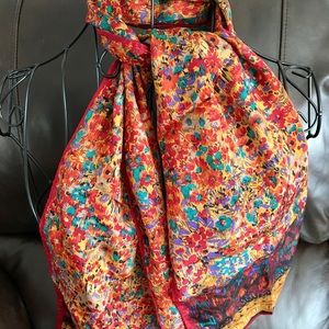 Silk vintage Honey 🍯 scarf
